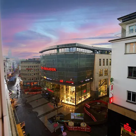 Beautiful And Stylish 1-bedroom With Kitchen And King Size Bed * Wuppertal