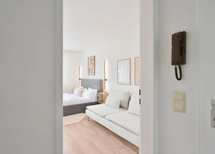 Beautiful And Stylish 1-bedroom With Kitchen And King Size Bed * Wuppertal